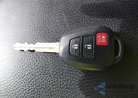 2018 Toyota Rav4 Le z USA, uszkodzony, nr VIN 2T3BFREV2JW742798